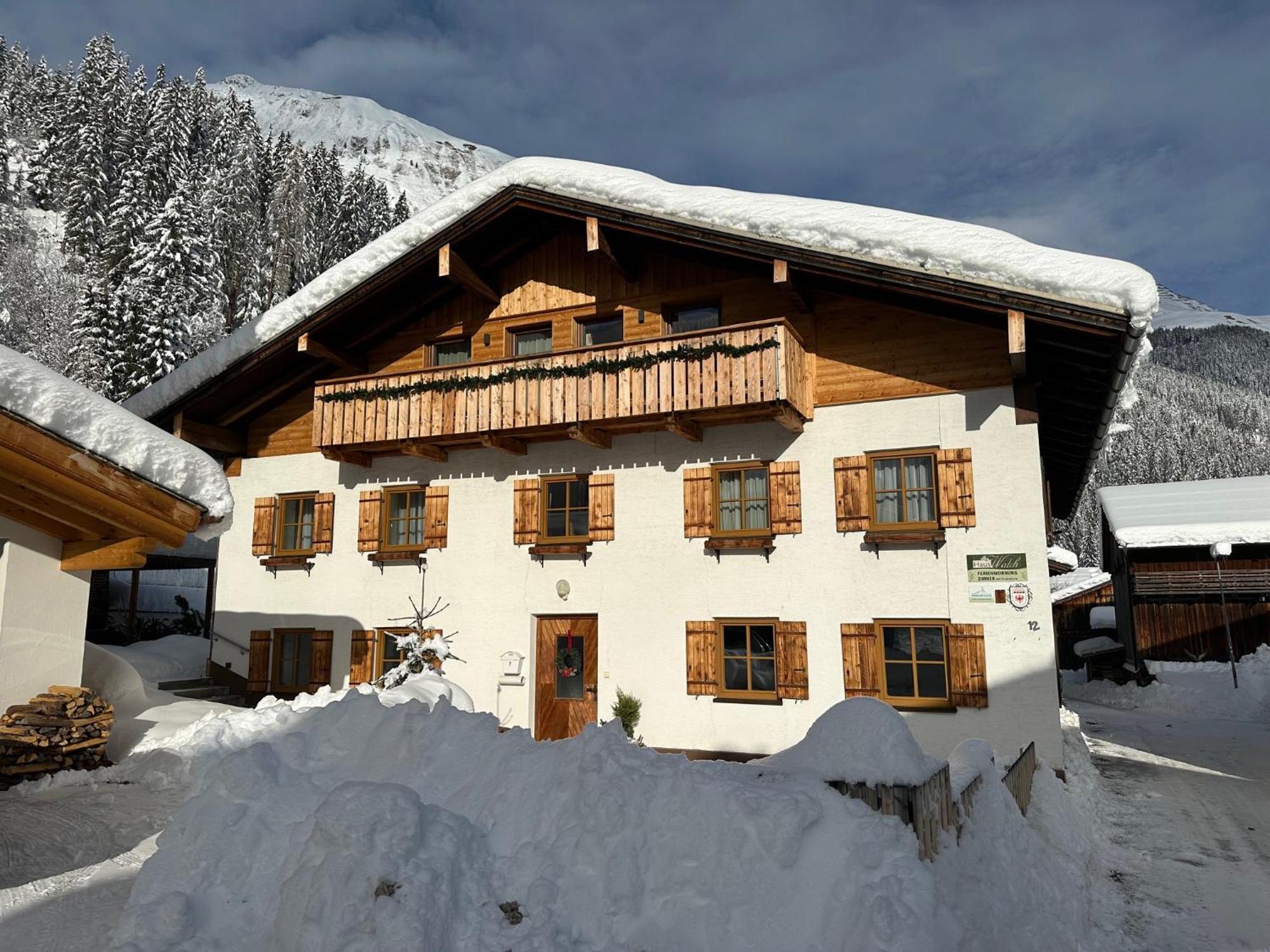 Bed and Breakfast Haus Walch Elbigenalp Zewnętrze zdjęcie